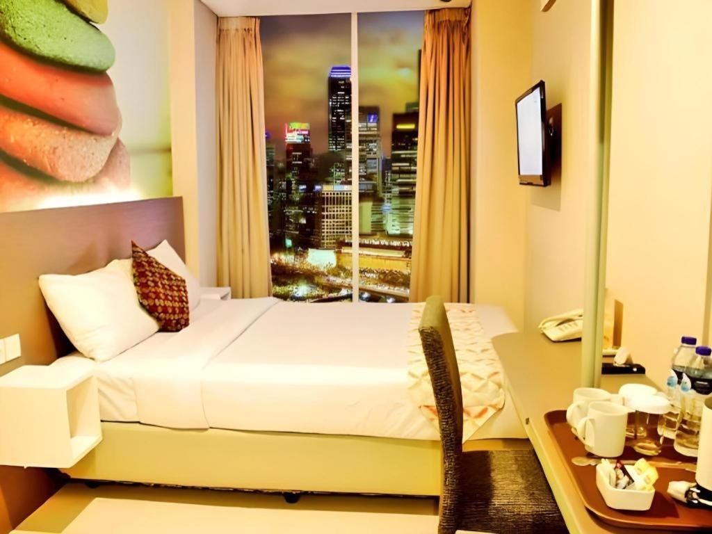 Clay Hotel Джакарта Екстериор снимка