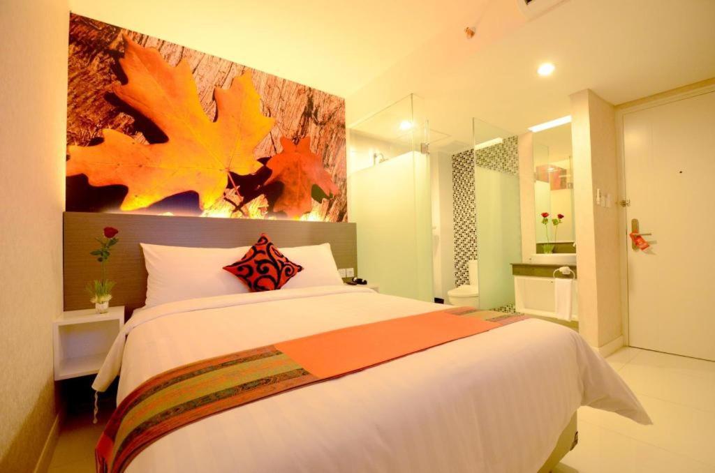 Clay Hotel Джакарта Екстериор снимка